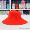 дамска лятна шапка в червено
